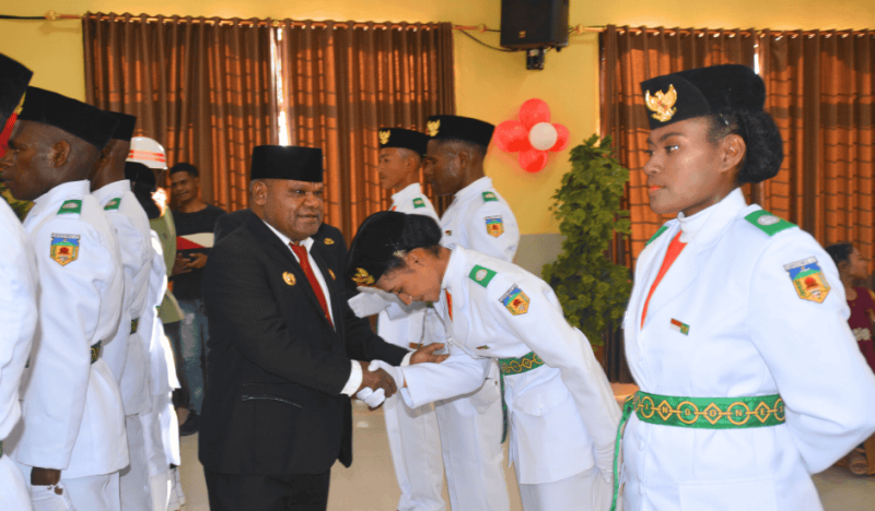 Paskibraka Puncak Jaya Siap Mengibarkan Bendera Merah Putih